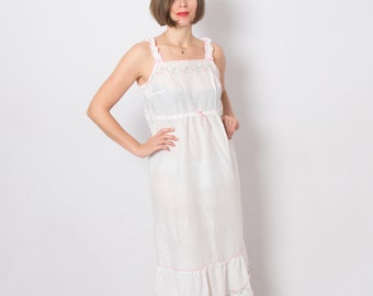 Vintage Chemise Dress Romantic Nightie Embroidered Floral Night Dress Medium Size Gift