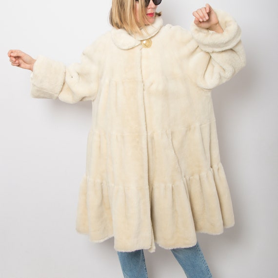 LUX Vintage Fluffy Coat Faux Fur Swing Coat Winte… - image 9