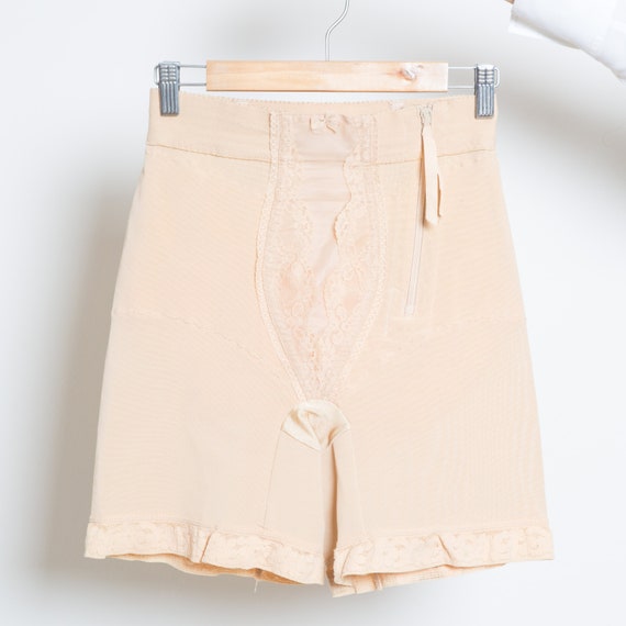 TRIUMPH Vintage Granny Panties High Waist Tummy Contr… Gem