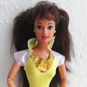 Barbie Galaxy Teresa Yellow Silver Flying Hero Doll Mattel 90s 1995 Vintage
