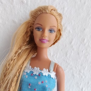 Barbie Rapunzel Princess from the set Rapunzel & Penelope the Dragon B5826 Mattel 2003 Vintage