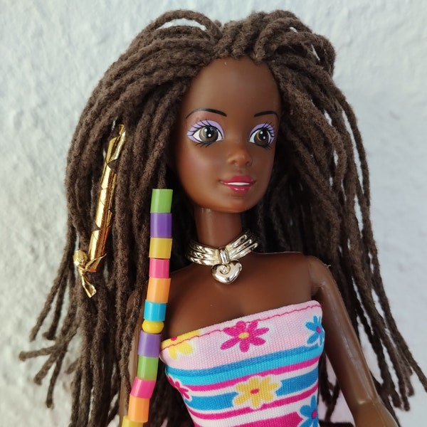 Crimp N Bead Imani Doll Doll Sindy best Friend Hasbro 90s Vintage