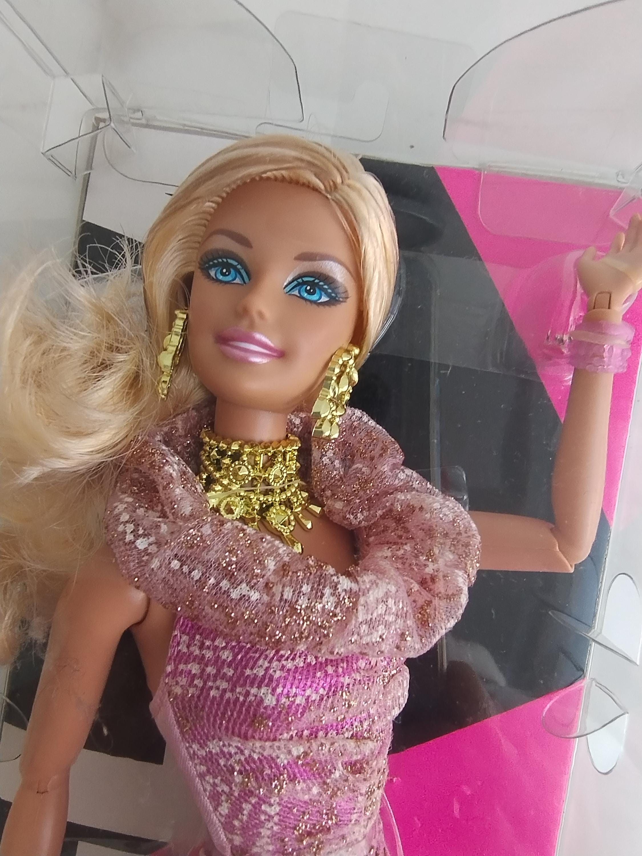 Barbie/バービー・FASHIONISTAS/ファッショニスタ・Swappin