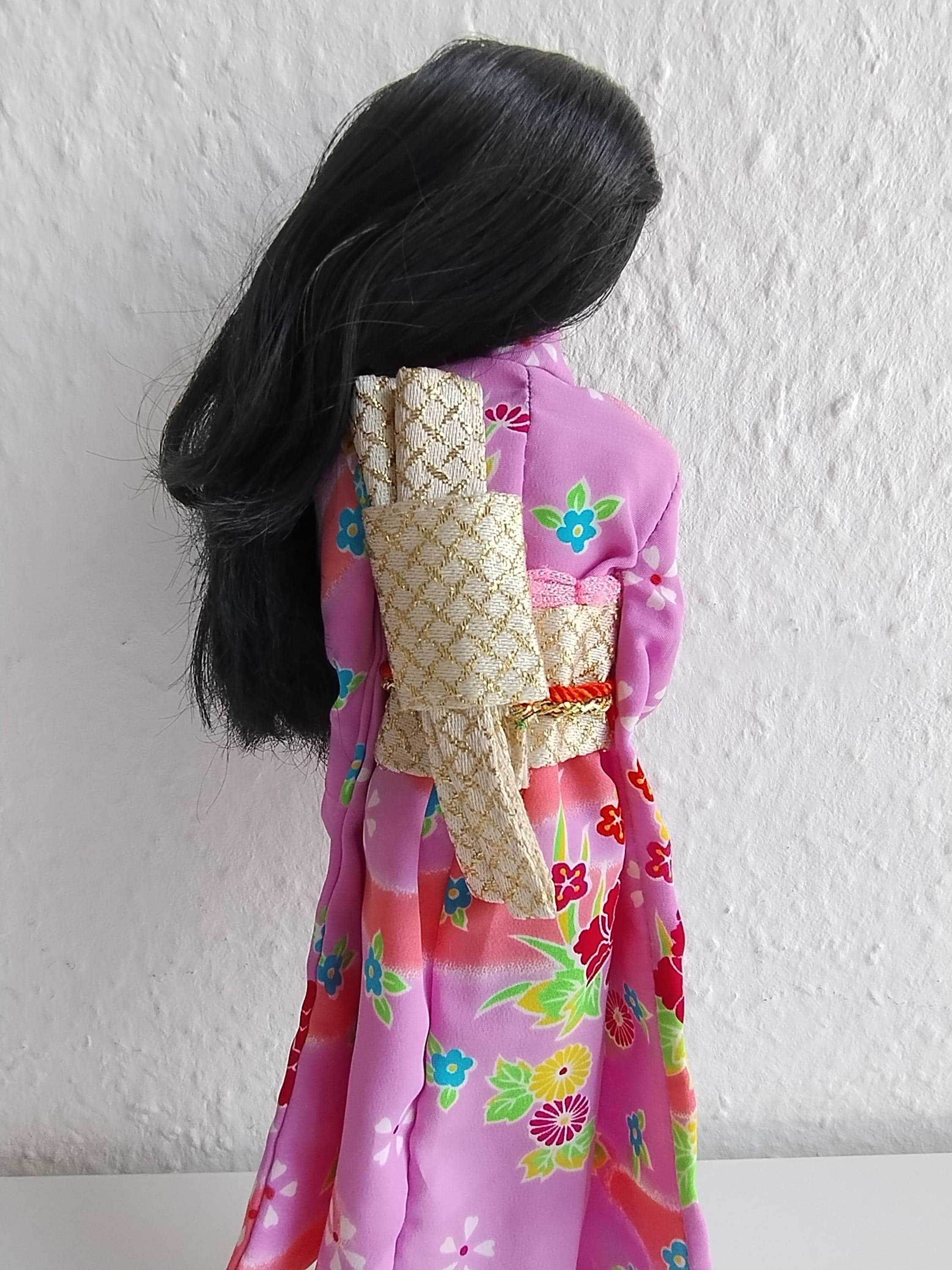 Japanese Barbie Doll From Dolls of the World Japan, 1995