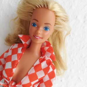 Barbie Blonde Vintage Hong Kong Mattel 80s