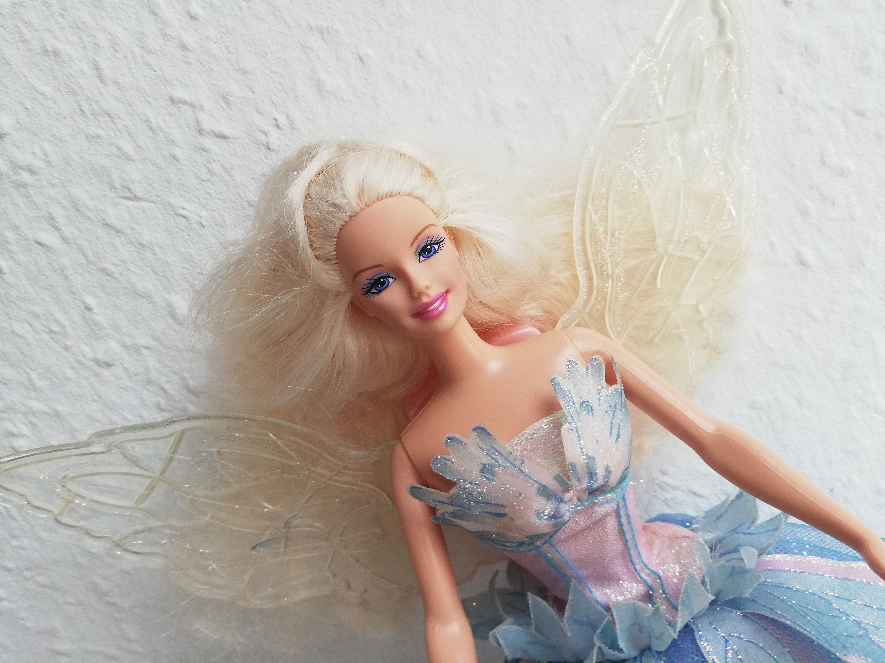 Barbie Odette in Schwanensee Swan Lake With Glowing Wings