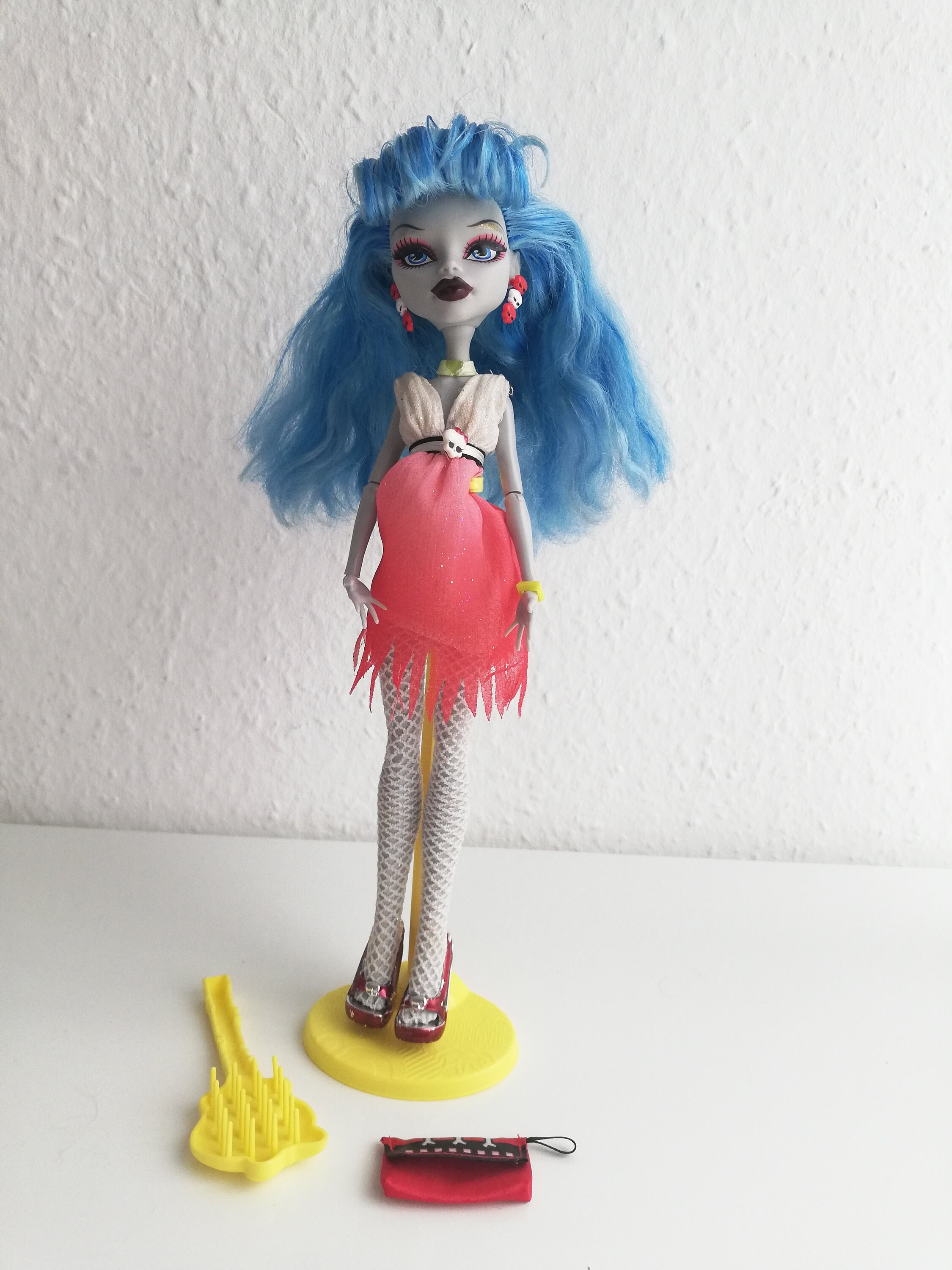 Monkfish's dolly ramble: Monster High Howliday dolls