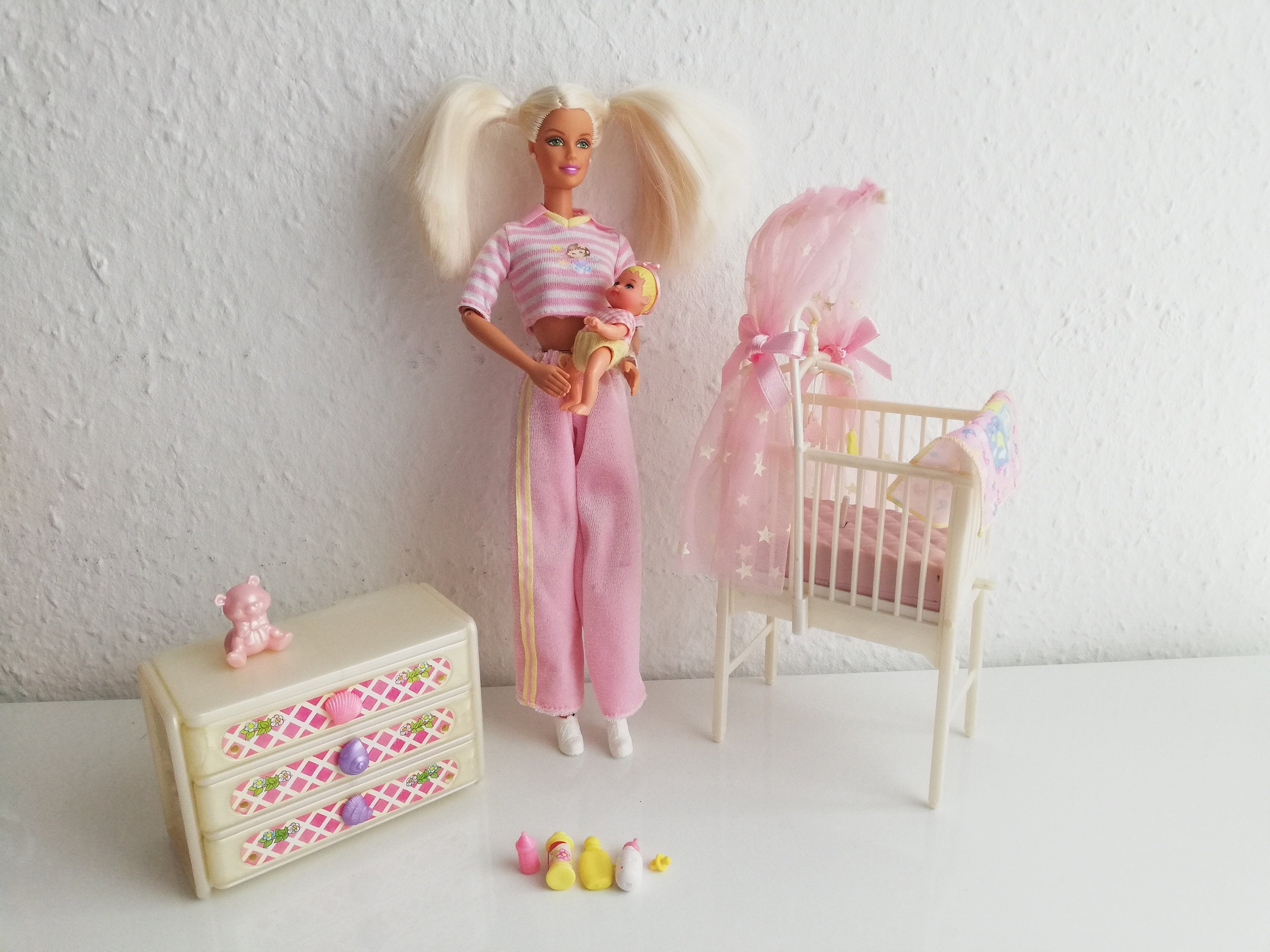 TUTO Lit de bébé pour Barbie - DIY Baby's bed for doll 