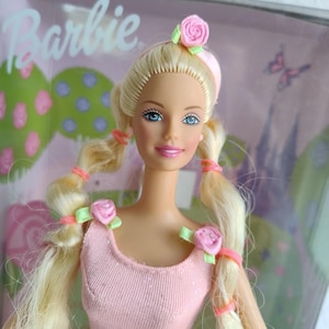Barbie Księżniczka Róża Księżniczka Róża Lalka Barbie Mattel 2000 Vintage z oryginalnym opakowaniem i instrukcją obsługi