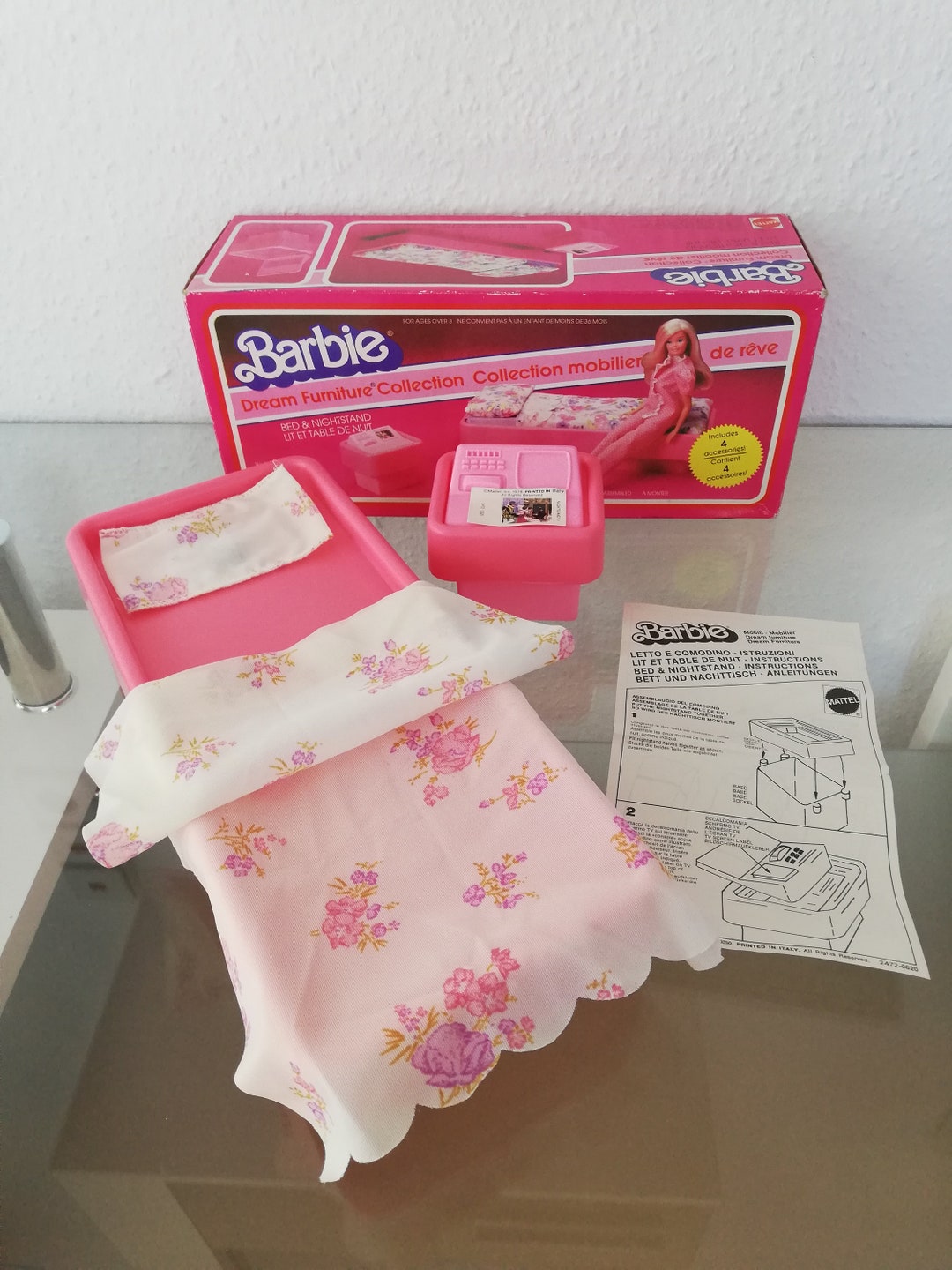 Barbie sonho coleção de móveis cama e mesa de cabeceira rosa