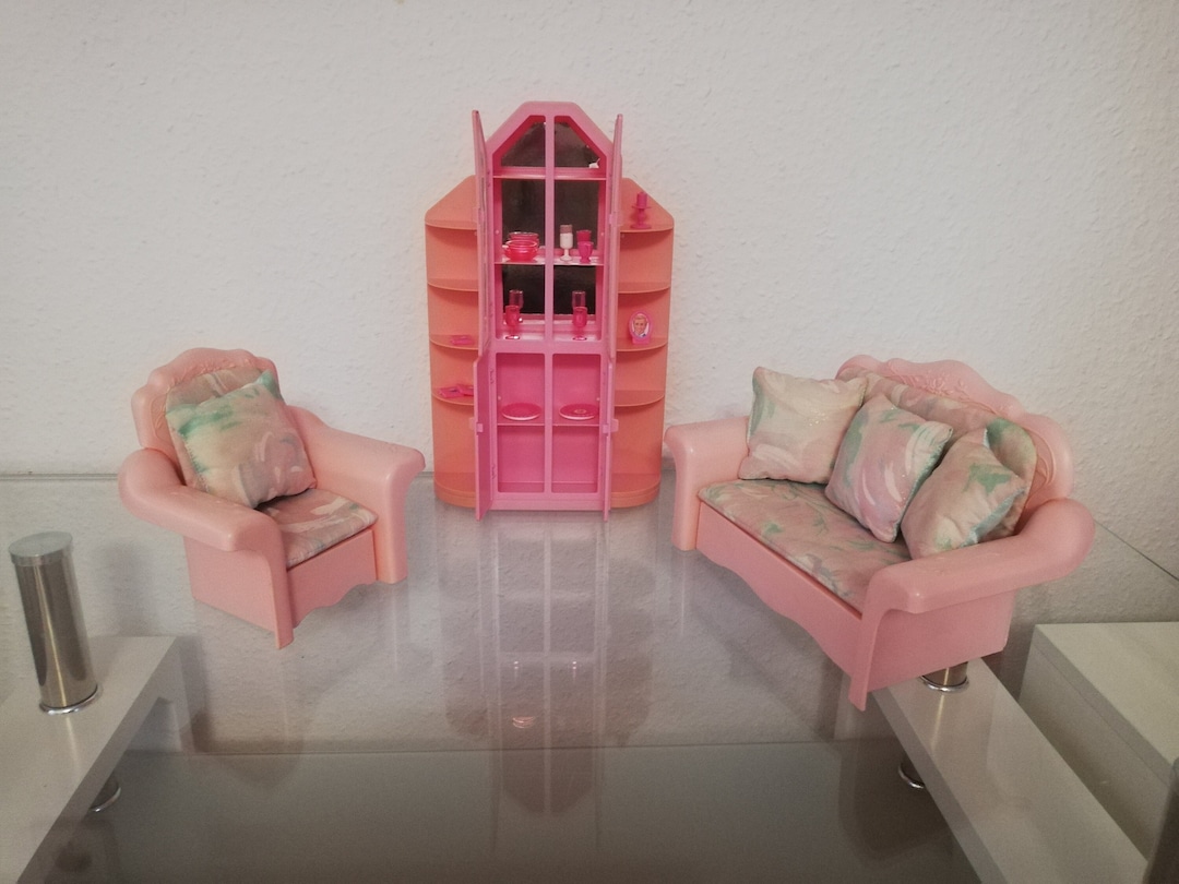 Barbie Living Pretty Sweet Roses Roll Top Desk + Bookcase