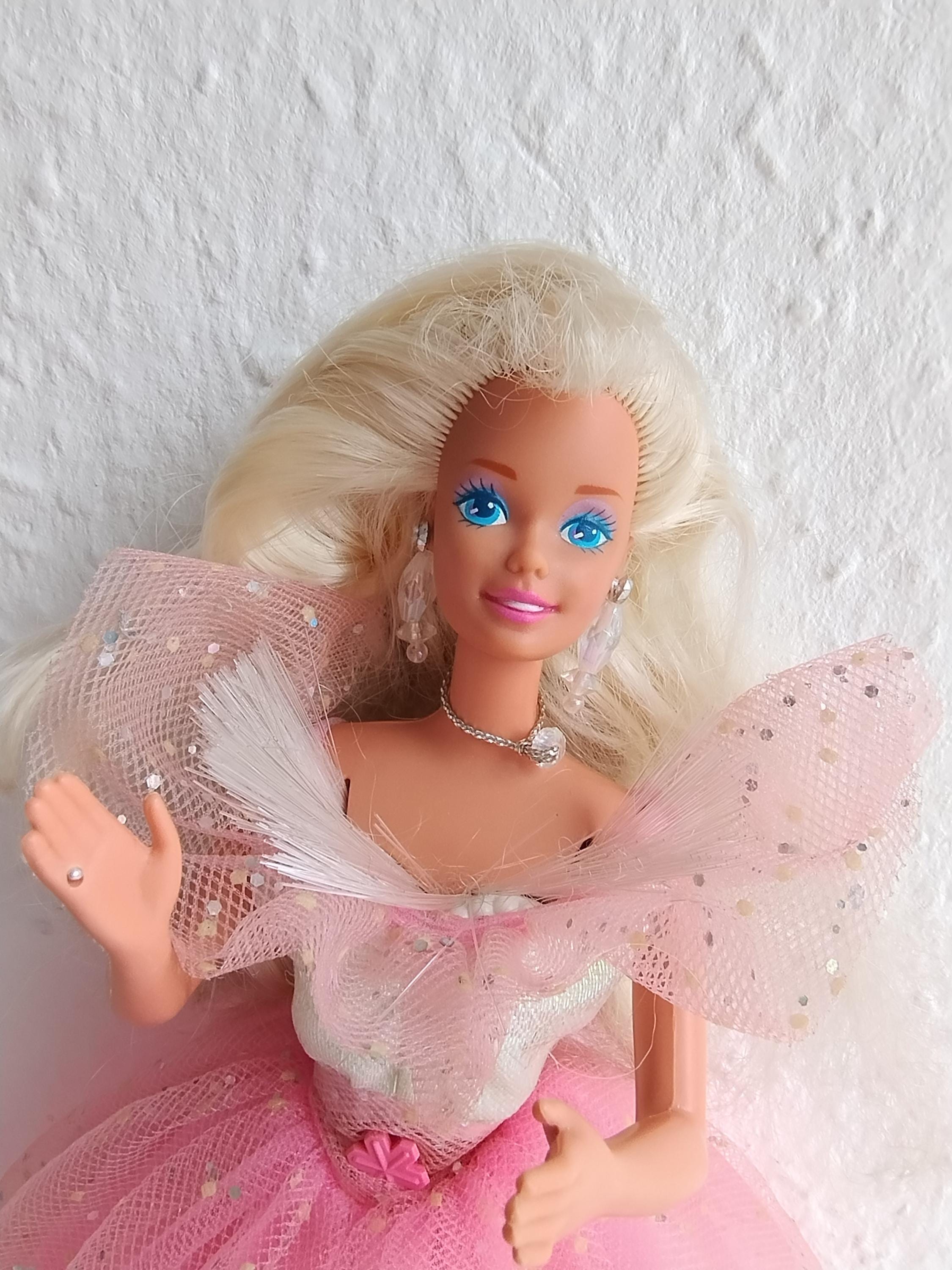 1991 Happy Holidays Special Edition Barbie Damaged Box