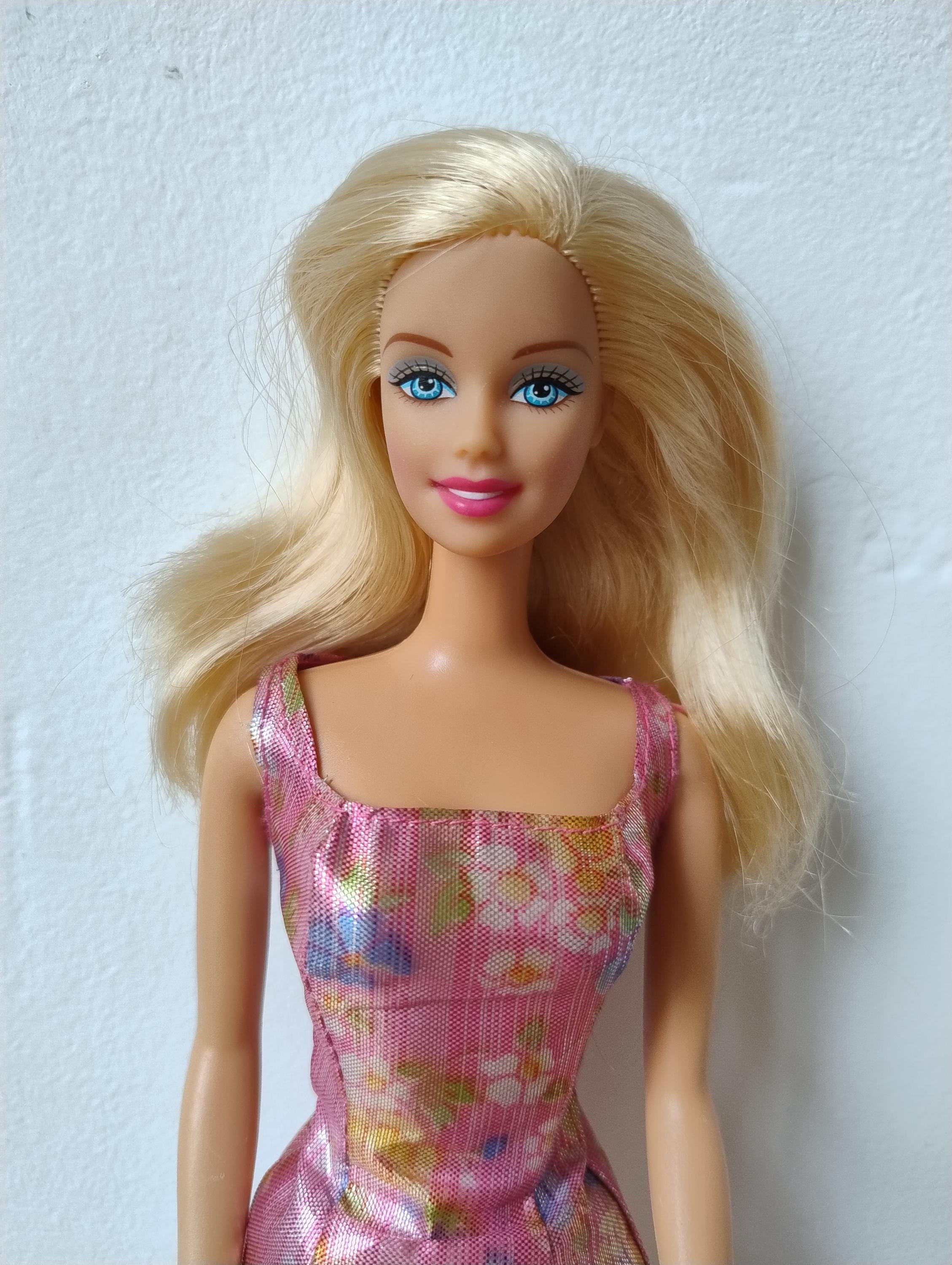 Dress Mattel Mxico Barbie Barbie Hot Pink Chic Dress Doll Mattel 2010  T7442 NRFB