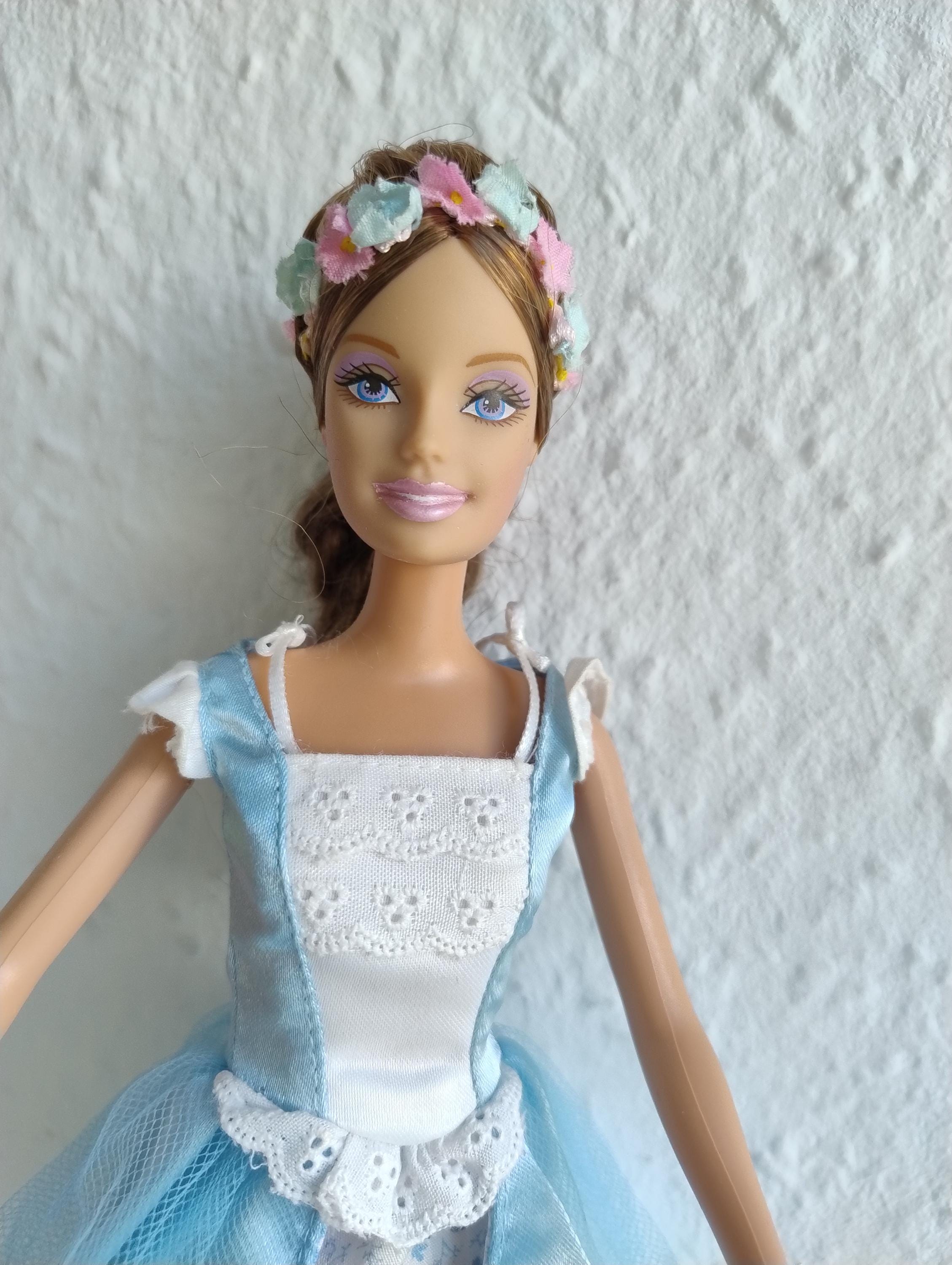 Barbie Doll Uovissimo Barbie 2021 Prezzo Barbie Dolfin Uovo Di