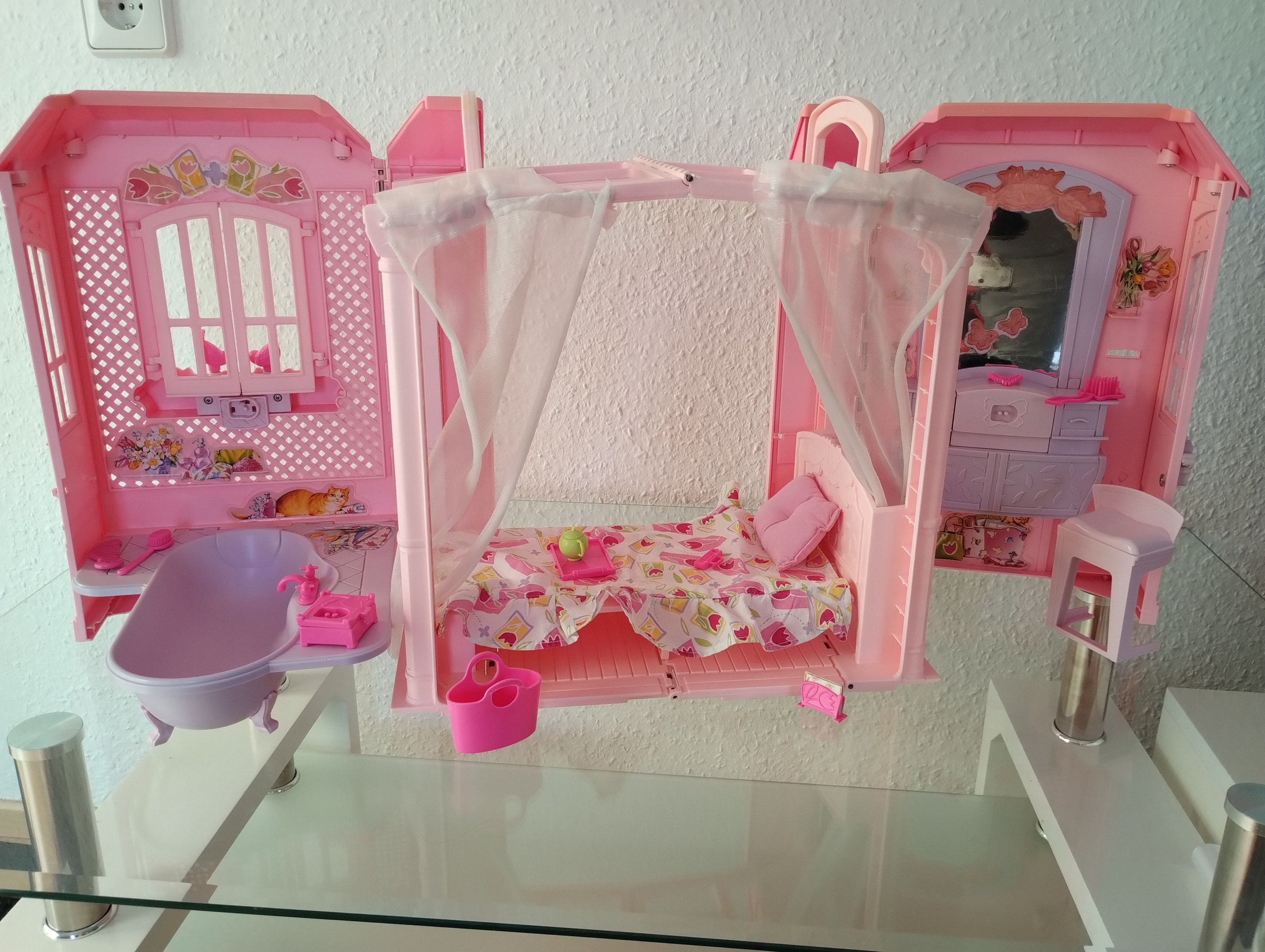 Petite maison de barbie pliante / pliable transportable mattel - Barbie
