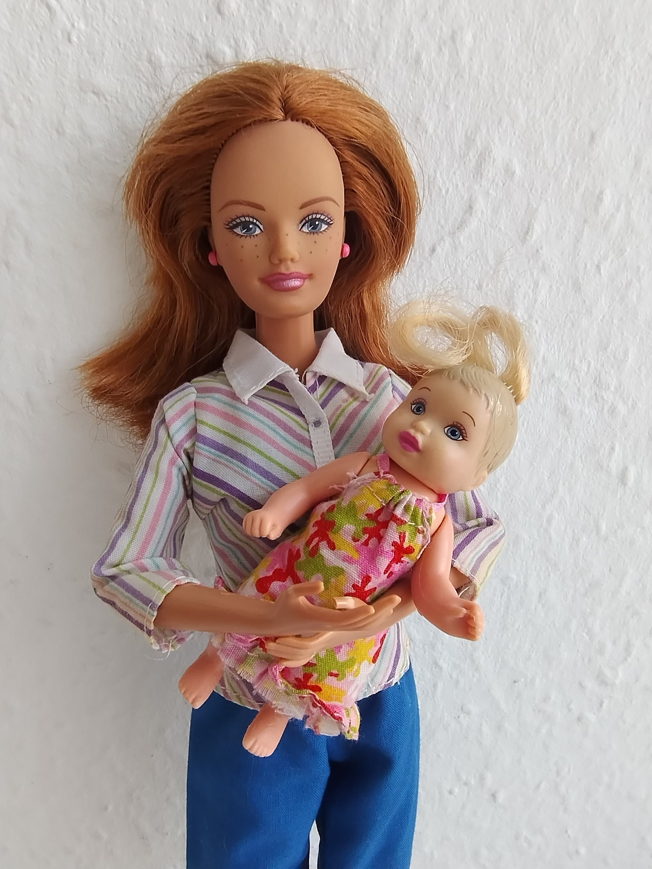 Happy Family Barbie Neighborhood Midge and Nikki 1st Birthday Mattel Vintage