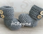 Cute baby Uggs/nice baby Uggs (for wooden or bling button/knots please send a email)