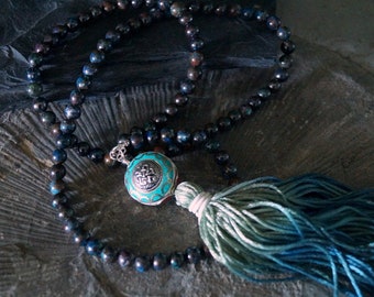 Chaîne Chrysokoll longue avec perle tibétaine et chaîne de yoga tassel