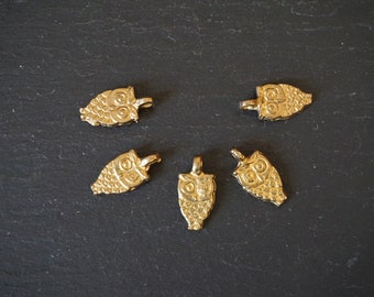 Pendentif hibou en laiton, 8 x 19 mm, macramé, bijoux et attrape-rêves ~