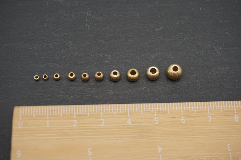 Perline in ottone 2,5 x 3 mm, rotonde, perline per gioielli, macramè e acchiappasogni immagine 4