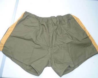 Czech army military Gym Sports Running Shorts kurze Hose Size 2 is Medium to Large