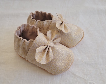 baby slippers in soft leather - "lou" model beige leopard gold