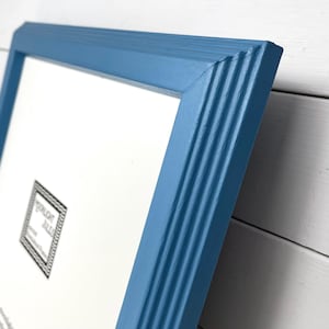 Marco de fotos azul cielo, marco de madera vintage reciclado pintado a mano de 8 x 10 con vidrio o espejo, marco ecológico para fotos o arte