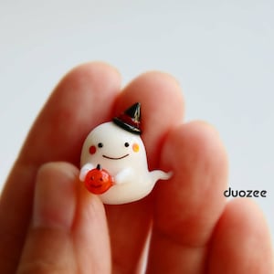 Fairy Garden Halloween Miniatures, Handmade Lampwork Glass Halloween Miniature Figurines, Ghost with Pumpkin , Halloween Decorations