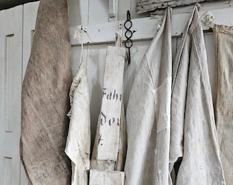 Wreath hanger FAH .... made of antique linen grain sack 28349ML Farmhouse german grainsack wreath hanger