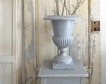 51 cm ancient VERY LARGE French Louvre vase iron vase - zinc gray 27582 M from France - cast iron - dream patina 26512ME french Farmhouse decor