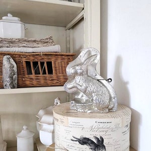 antique LARGE chocolate mold RABBIT sitting II 27188 farmhousedeco