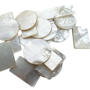 Antique Chinese Mother Of Pearl Collection Job Lot x 18 Blank Mixed Gaming Chips Counters Tokens circa 1910-20&#39;s / EVE