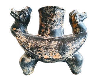 Vintage South American Reproduction Pre-Columbian Vase Pot Black Clay Or Ceramic Decor Ornament Display Piece c1970-80's / EVE de France
