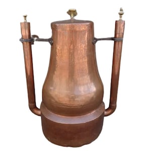 Ancien grand réservoir de fiole de chauffe-eau de bain en cuivre, chauffe-eau de bain, vers les années 1900 / EVE