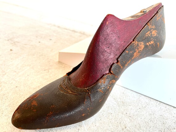Italian maker hotsell shoes