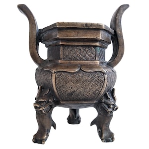 Antique Chinese Ming Style Bronze Incense Burner Storage Display Pot Container Holder Display Ornament Curiosity c1910&#39;s / EVE