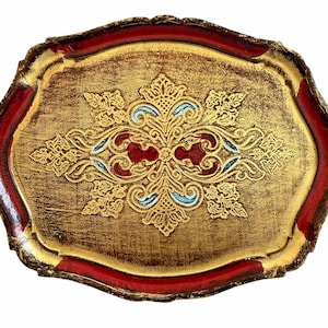 Bandeja de servicio italiana vintage florentina de madera roja dorada de Florencia, mediana, decorada con asas, c1970-80 / EVE de France