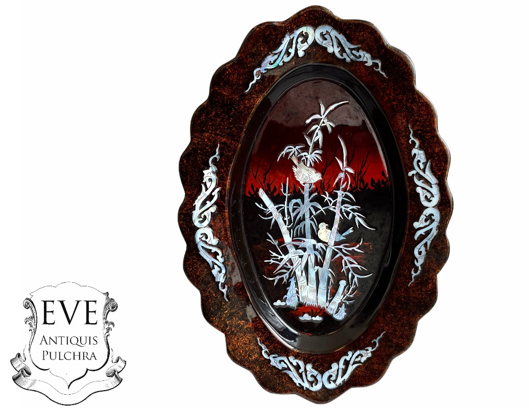 Vintage Thaï Asiatique Laqué Incrusté de Nacre Décorée Murale Accrochage Mural Plat Décoratif Bibelo