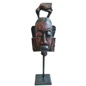 Vintage African Medium Wooden Bust Mask Wall Decor Intricate Carved Statue Carving Sculpture Wood Tribal Art c1980-90&#39;s / EVE