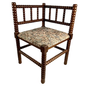 Vintage French Wooden Brown Wood Woven Raffia Work Bobbin Corner Chair Stand Display Rest Plinth Seating Tabouret c1950-1960&#39;s / EVE