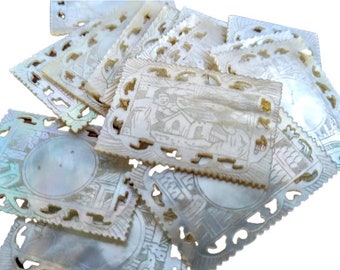 Antique Chinese INDIVIDUAL Lattice Edged Mother Of Pearl Rectangular People Scene Gaming Chip Counter Token c1800-1850&#39;s / EVE de France
