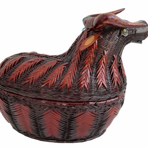Vintage Chinese Bull Taurus With Lid Wicker Basket Shanghai Collection Small Traditional Craftsman Wickerwork Woven c1970&#39;s / EVE de France