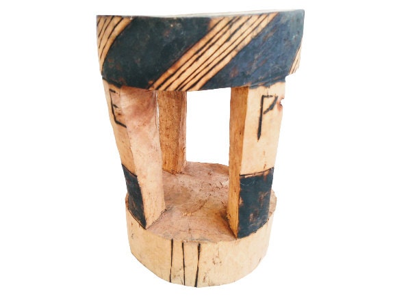 Vintage Français Tabouret en Bois Marron Naturel Brûlé Bois Petite Chaise Stand Présent Dossier Repo