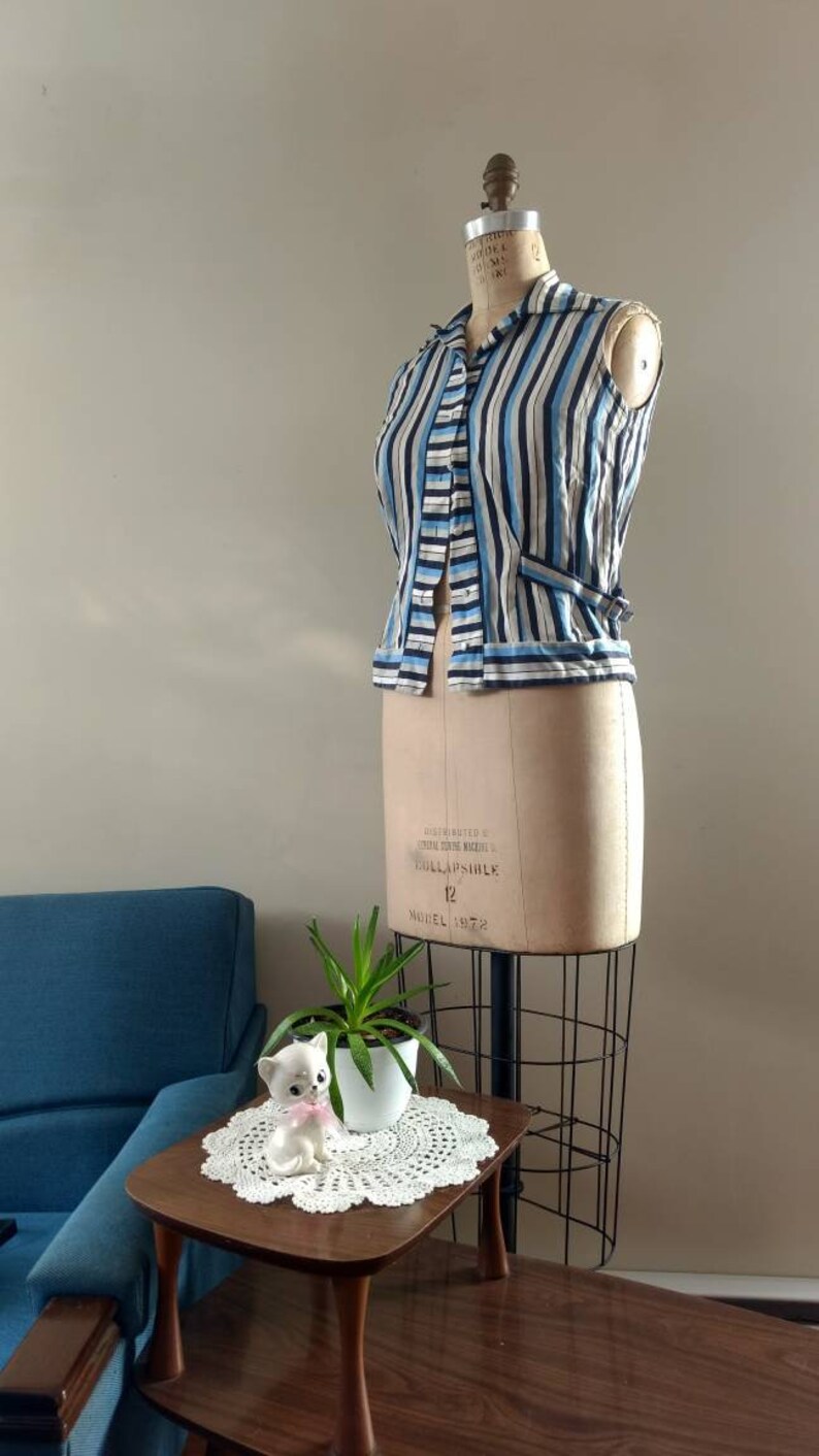 Vintage 70s Groovy Striped Sleeveless Shirt Size XSS-