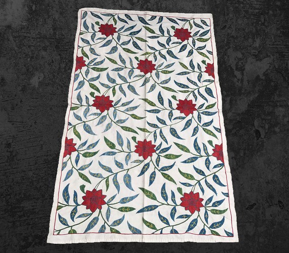 Pomegranate Bed Spread Silk Suzani Runner 175 X 32 cm  68 X 12 inc Handmade Silk Suzani Bed Table Runner Table Cloth Vintage Bed Throw