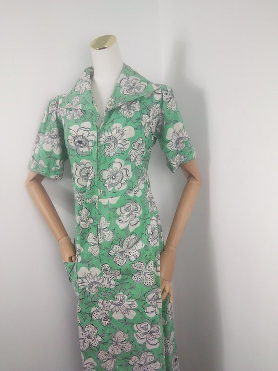 1940s Green floral housecoat - image 7