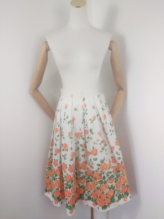 1950s Orange rose print skirt - image 3