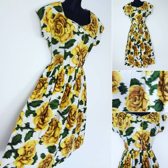 1940s novelty Yellow rose print dress