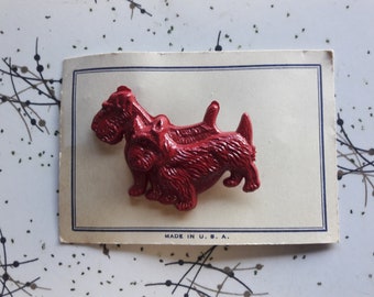 1940s Red Scottie dog deadstock brooch