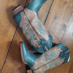 Western Green & Tan Cowboy boots by  Rocky .